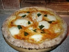 pizza�s�b�c�@=�}���Q���[�^