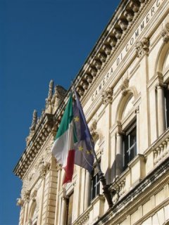 Siracusa �C�^���A�����ƃ��[������